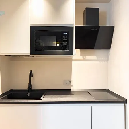 Imbriani 1 Tirabora Short Rent Apartment *
