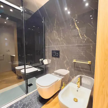Imbriani 1 Tirabora Short Rent Triest