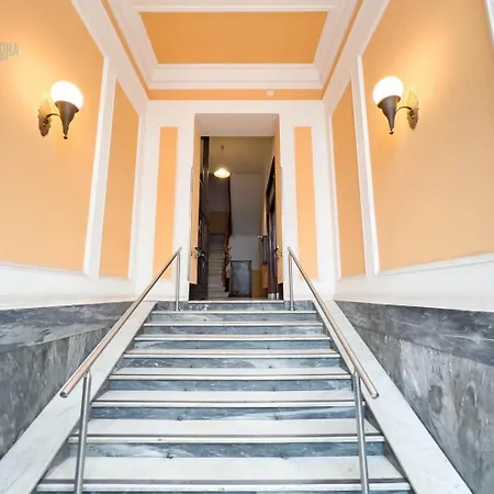 Imbriani 1 Tirabora Short Rent * Triest