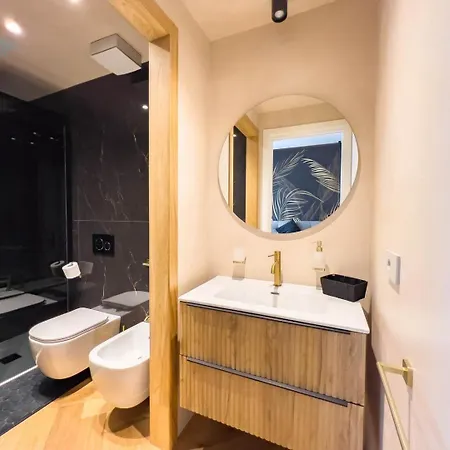 Imbriani 1 Tirabora Short Rent *
